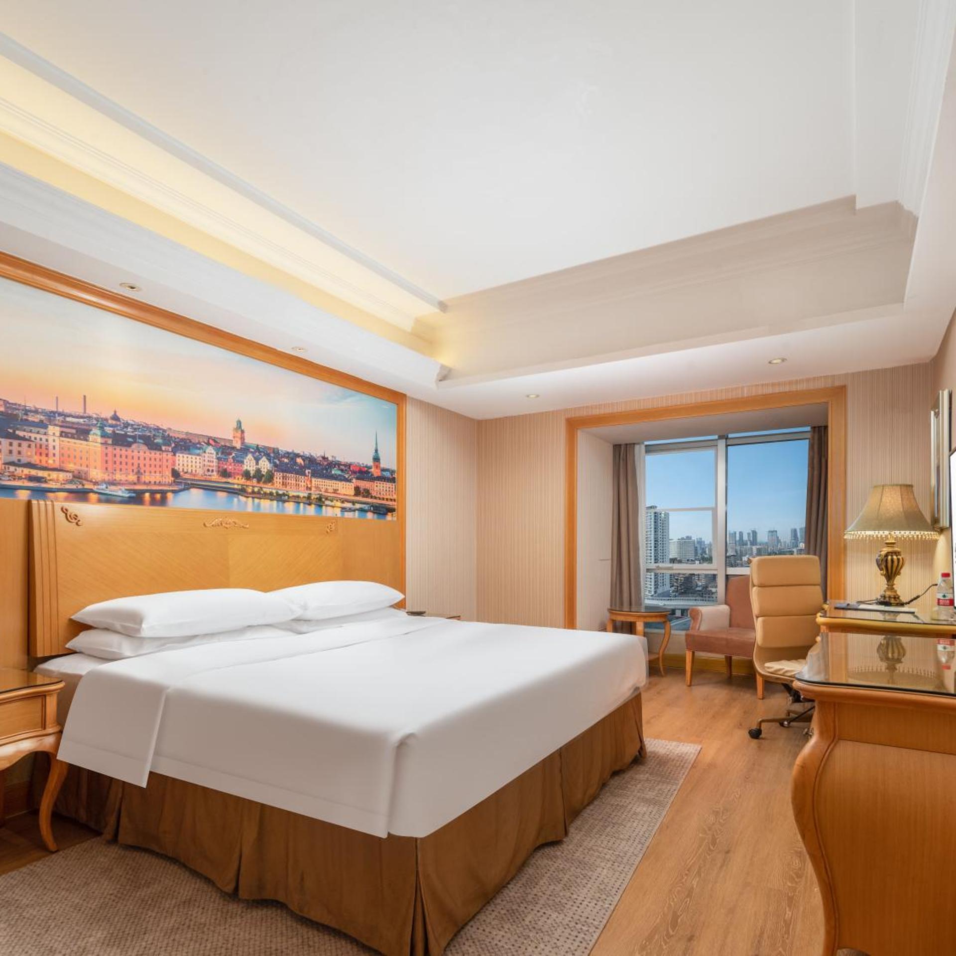Vienna International Hotel (Wuhan Jiefang Avenue Tongji Medical College) 24/69