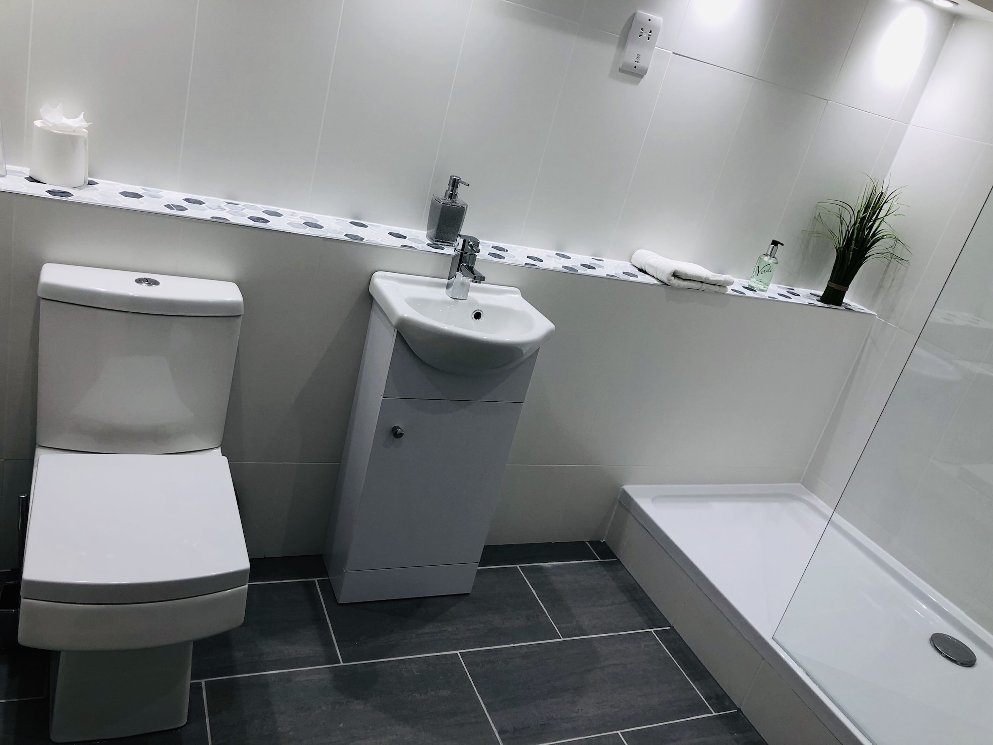 Room, Twin Beds, External Bathroom