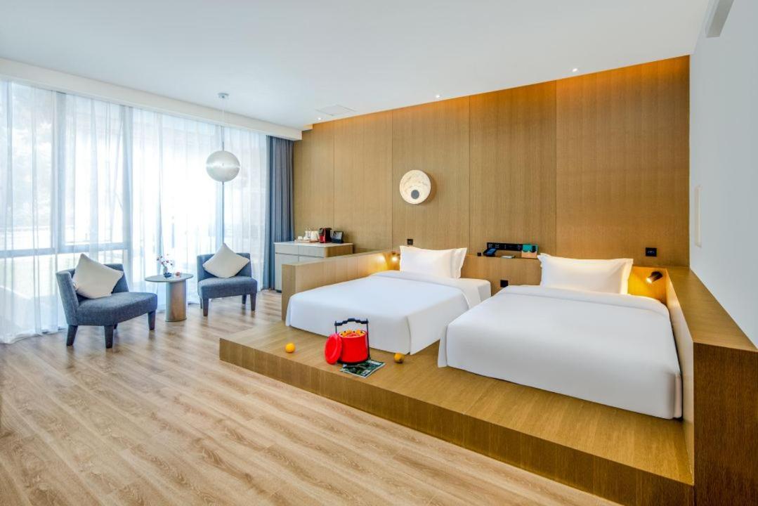 Deluxe, Twin Beds, Garden View, Smoking