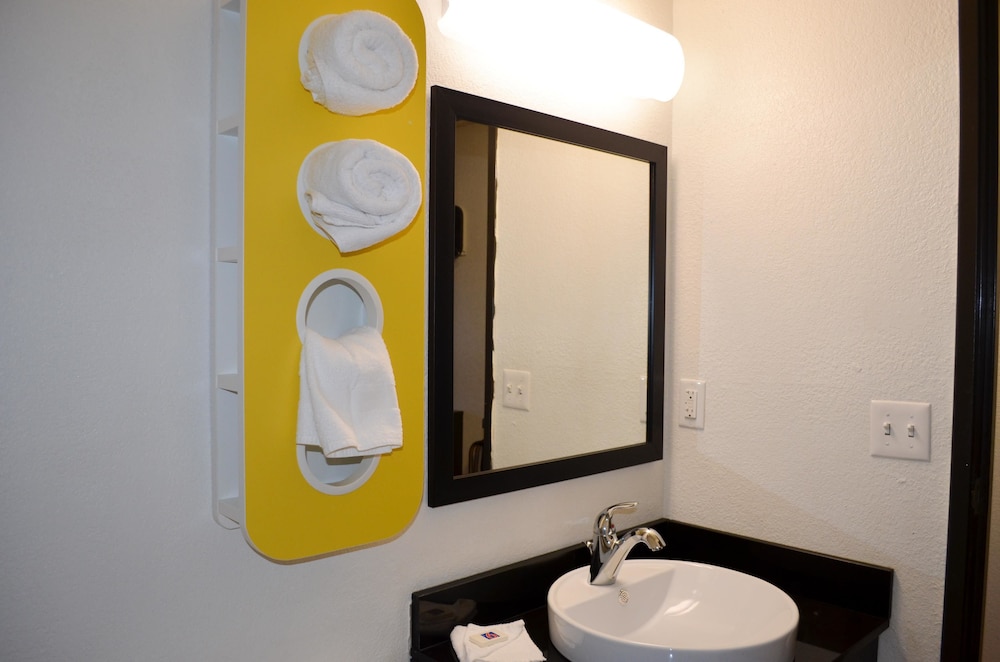 Motel6 Kingsland, GA - Kings Bay Naval Interstate 95 29/30