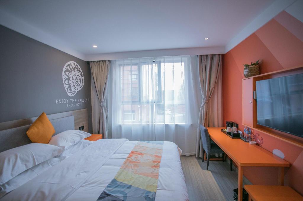 Shell Inner Mongolia Tongliao City Kailu County Century Plaza Hotel 8/27