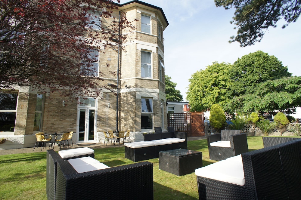 The Applewood Hotel 46/67