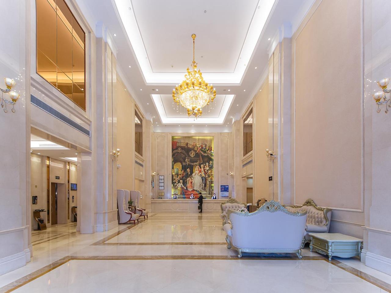 Vienna International Hotel (Jingzhou Xintiandi) 6/50