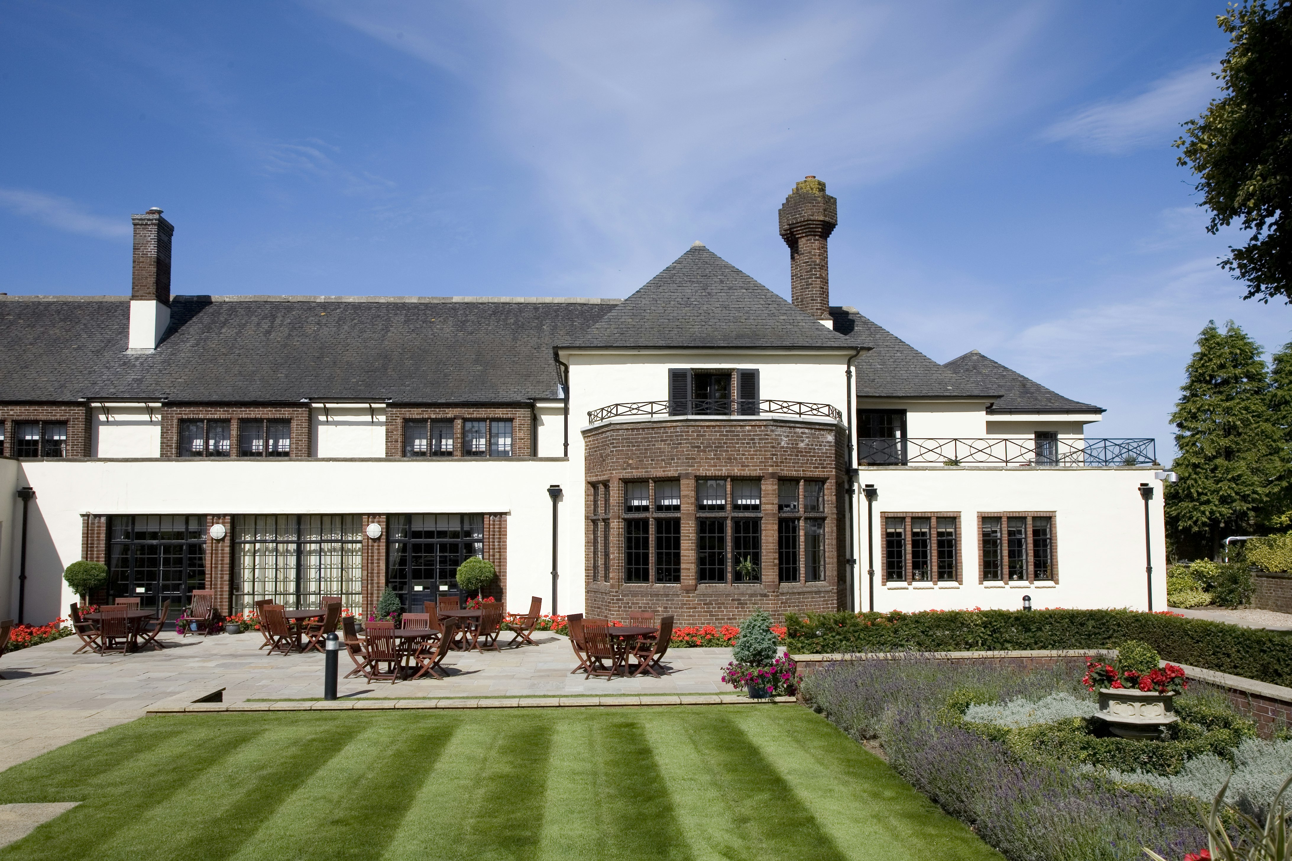 Western House Hotel 2/69