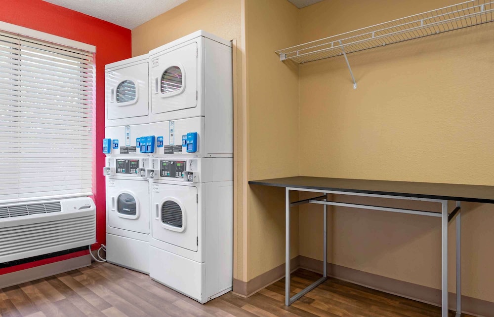 Studio 6 Extended Stay South Bend Mishawaka South IN 10/60