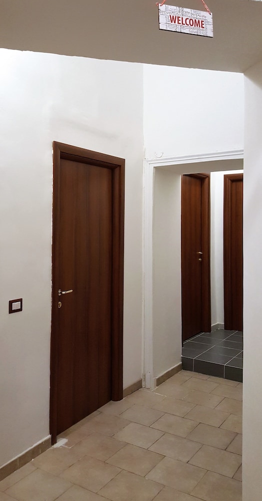 Napoli Station B&B 24/48