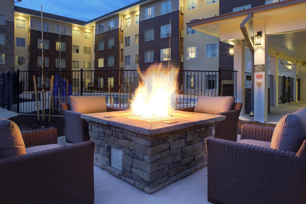 FAIRFIELD INN & SUITES BOULDER BROOMFIELD/INTERLOCKEN 5/59