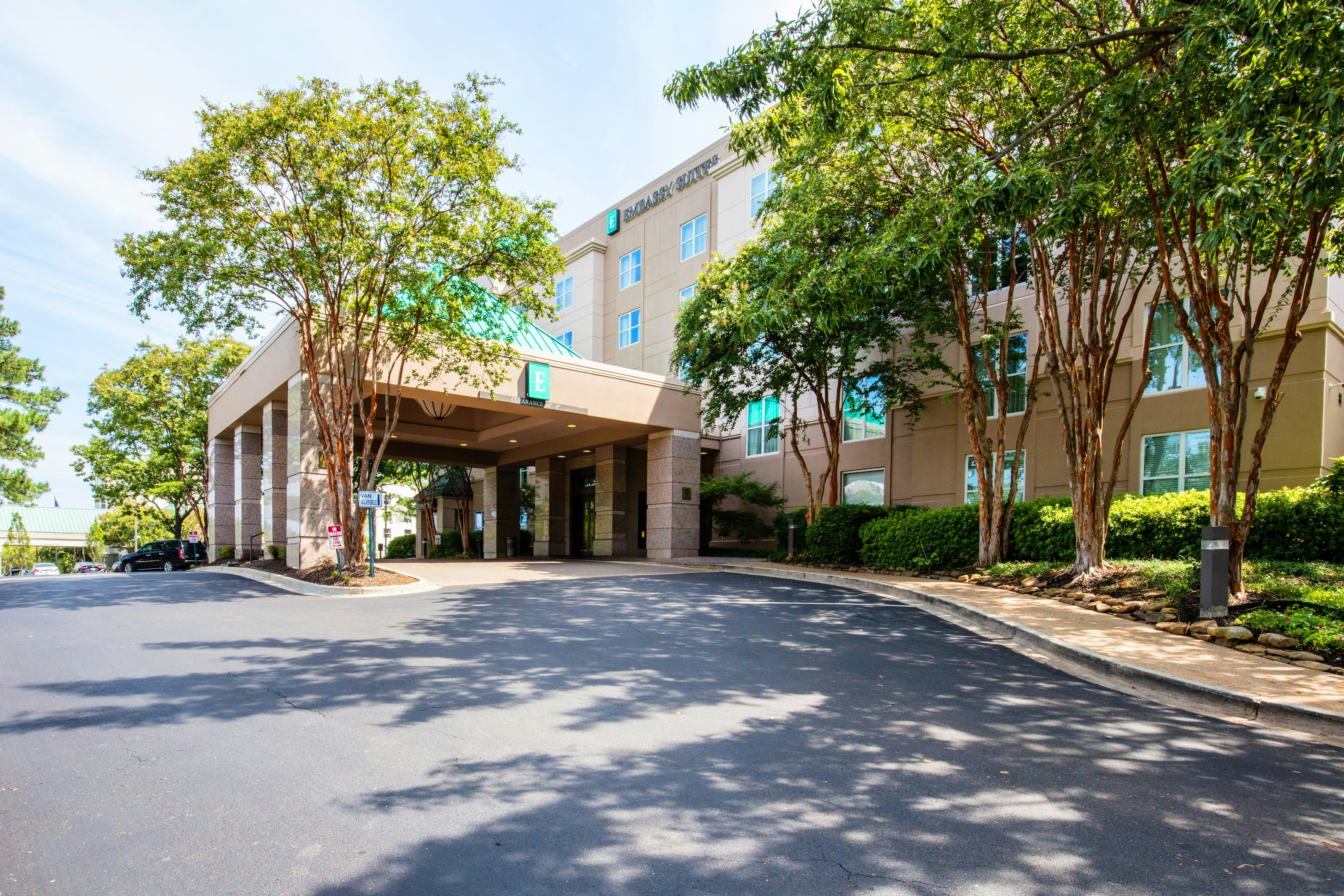 Embassy Suites by Hilton Memphis East Germantown Area 74/80