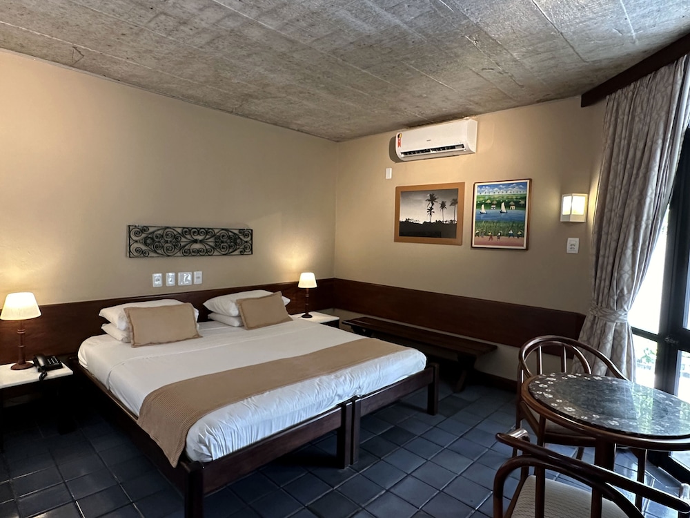 Hotel Catharina Paraguacu 31/67