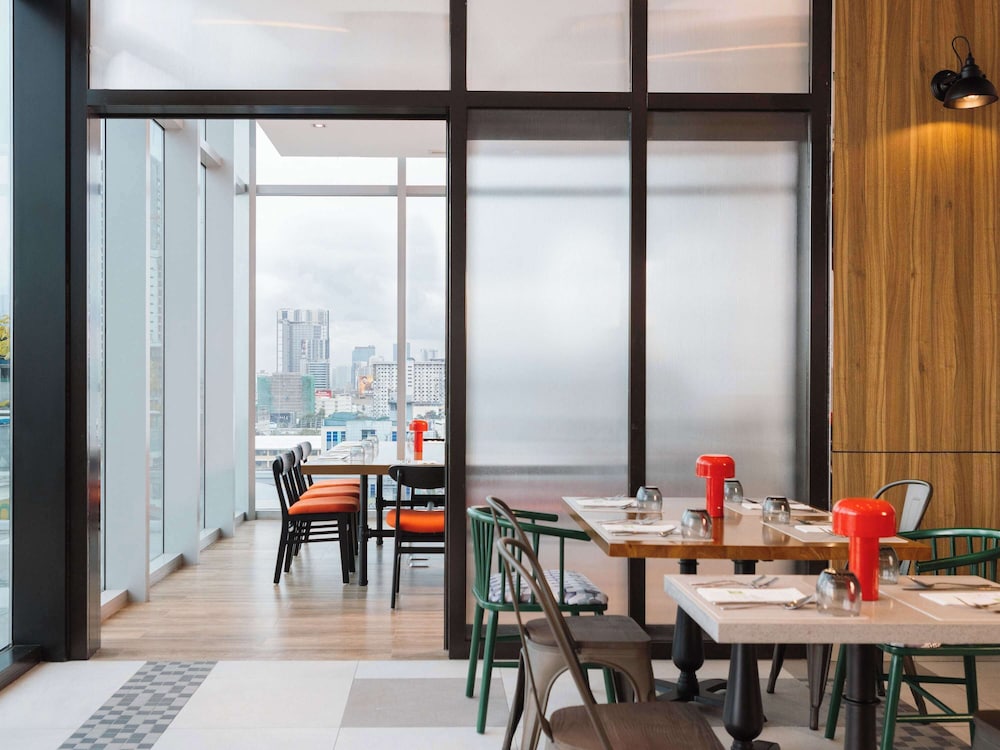 ibis Styles Manila Araneta City 54/66