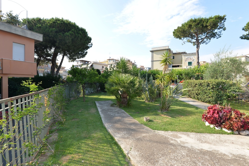 Miramare Residence 38/41