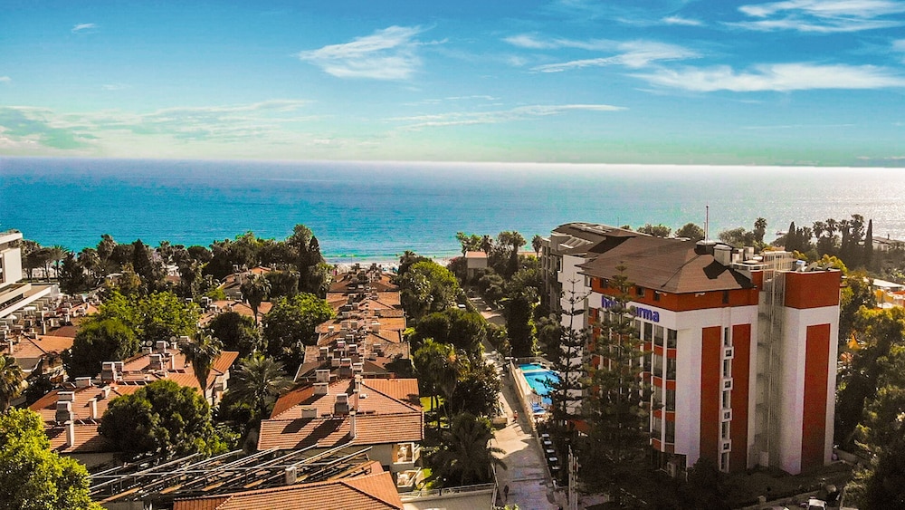 Sirma Hotel 43/50