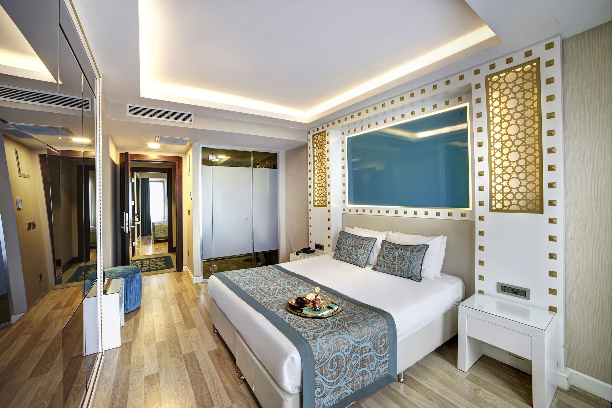 STANDARD, DOUBLE OR TWIN BED