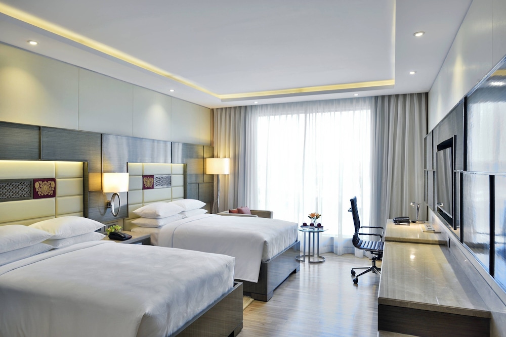 EXECUTIVE, 2 DOUBLE BEDS