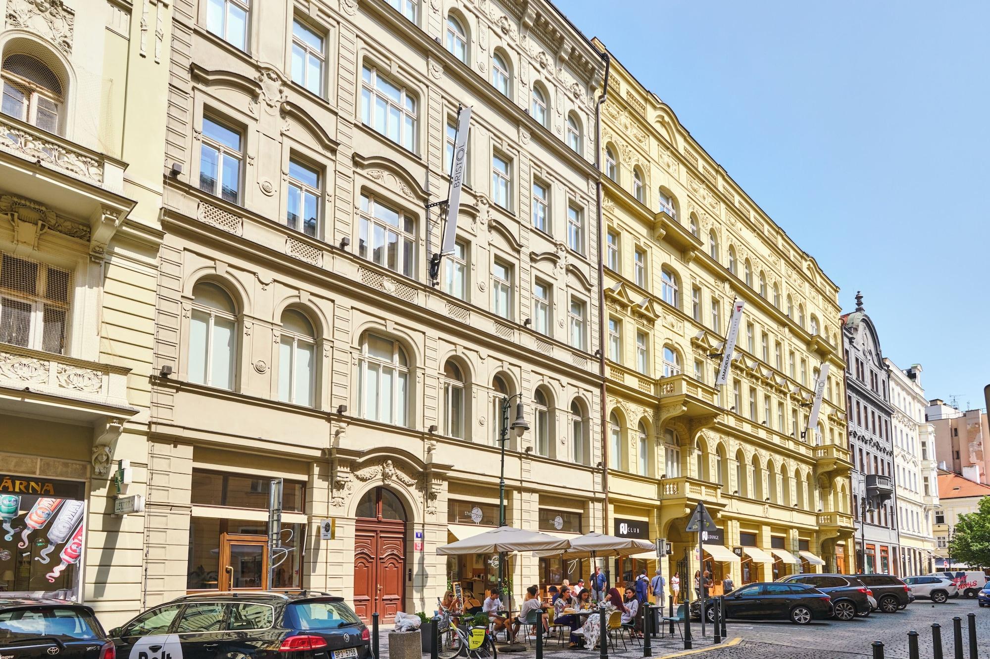 Pytloun Bristol Residence Prague 35/50