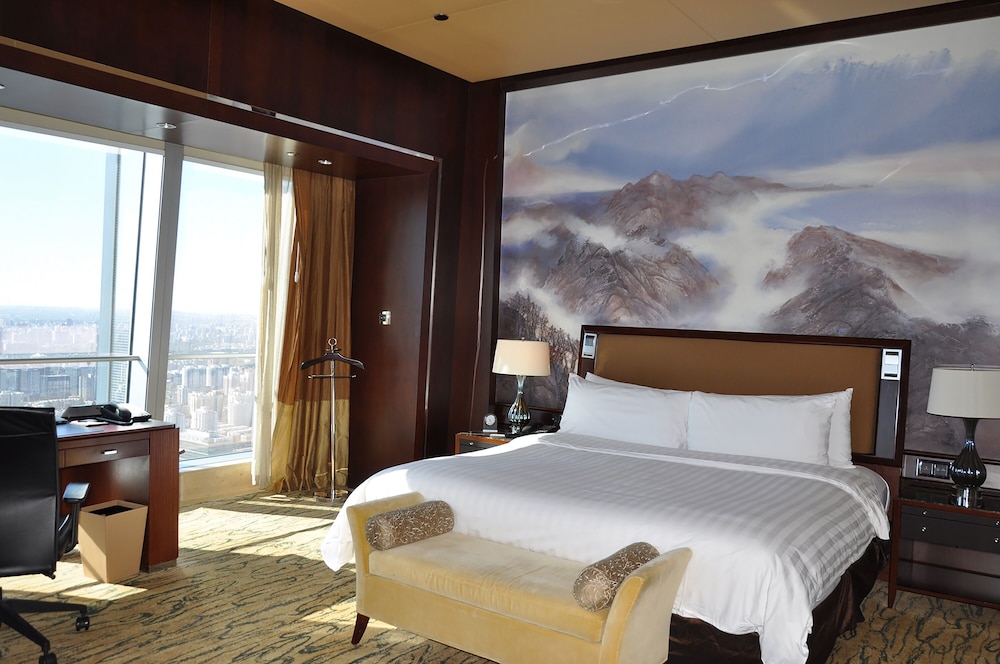 China World Summit Wing, Beijing, A Shangri-La Hotel 10/72