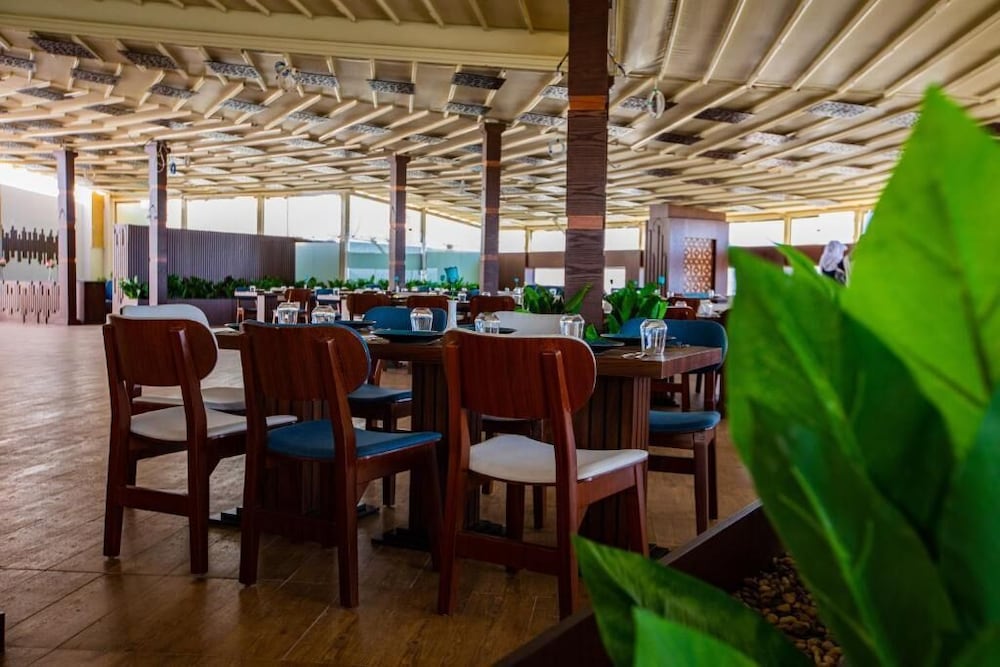 فندق لو بارك كونكورد نجران(Le Park Concord-Najran) 34/42