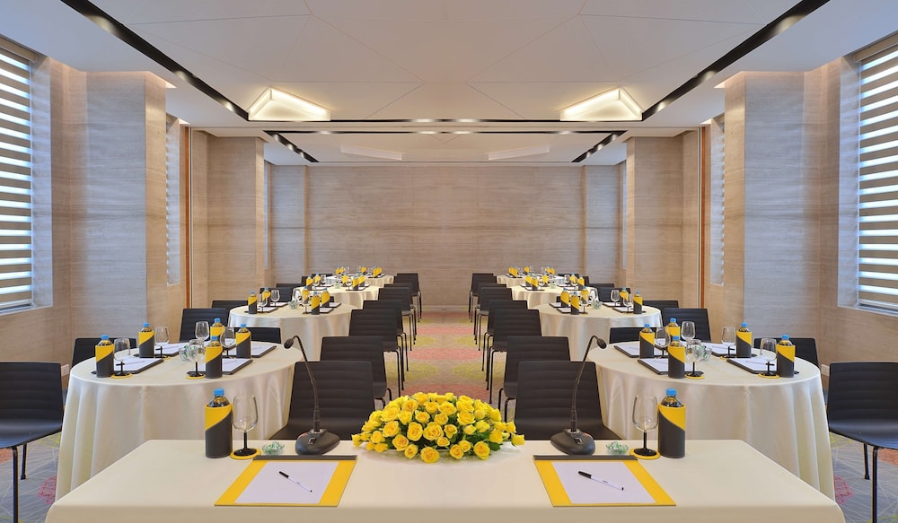 Radisson Bengaluru City Center 53/58