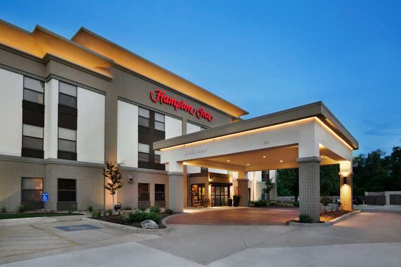 Hampton Inn Shawnee 2/42