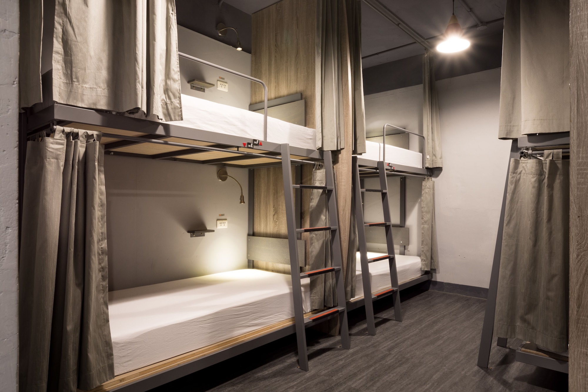 MIXED DORM
