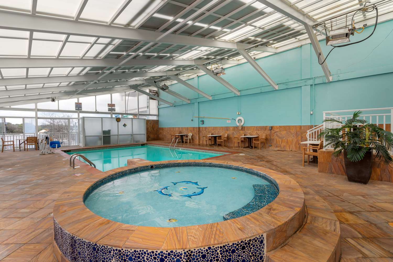 Sandcastle Resort On The Beach 24/48