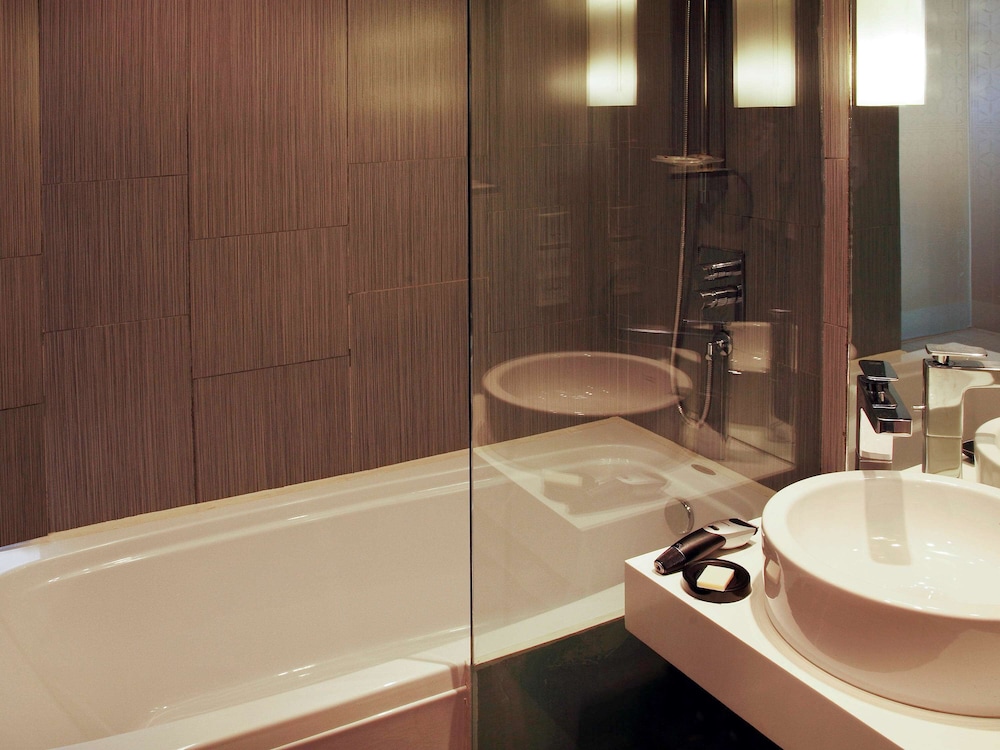 Mercure Hanoi La Gare Hotel 23/68