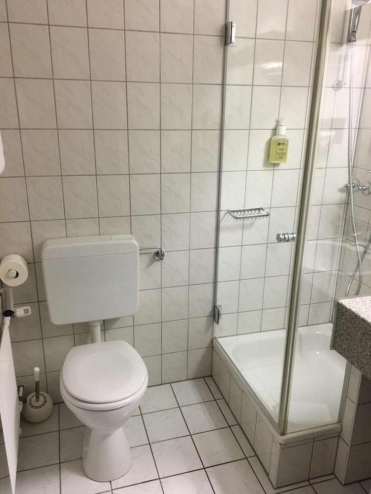 Hotel Schweizer Hof Kassel 7/45