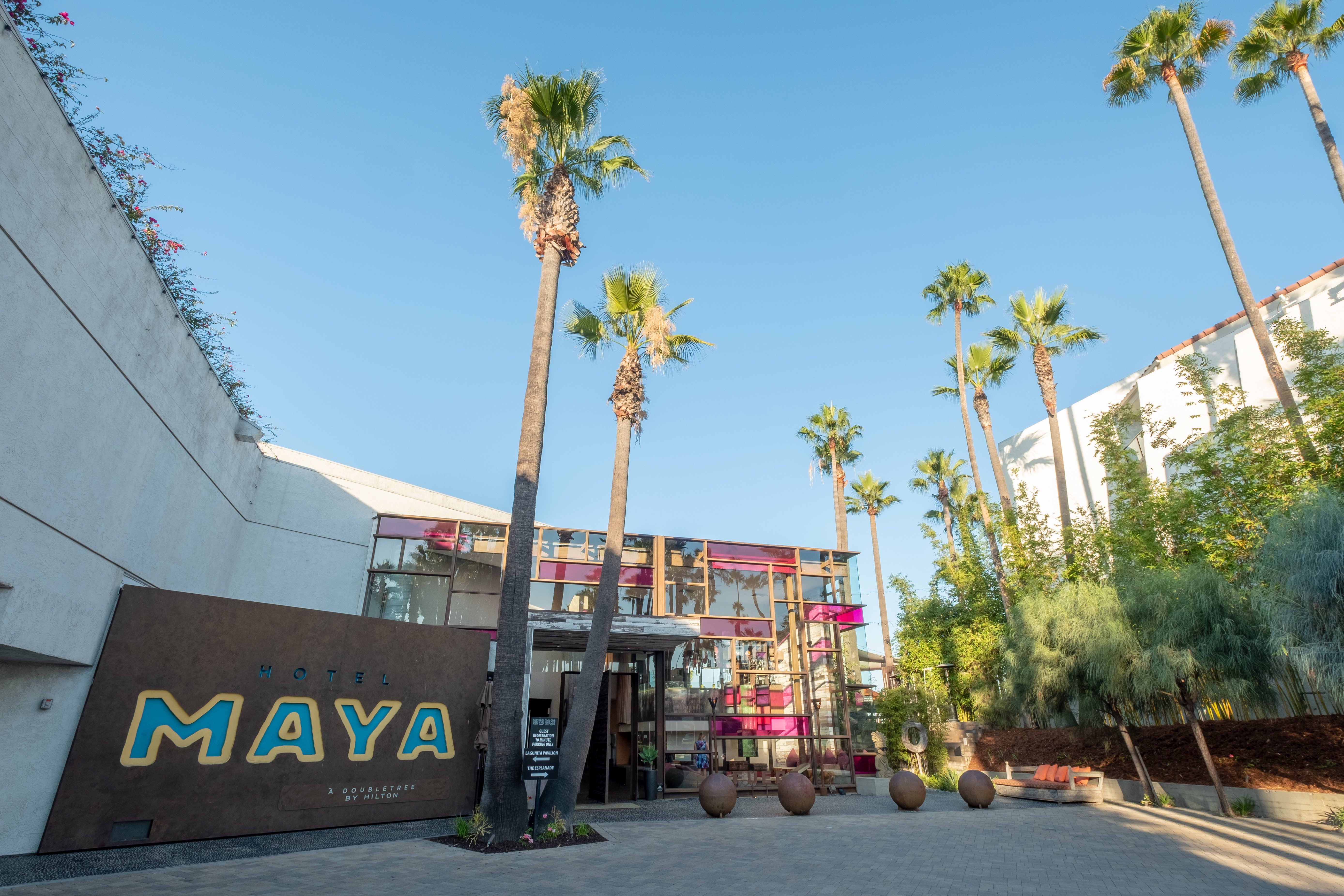 Hotel Maya 66/77