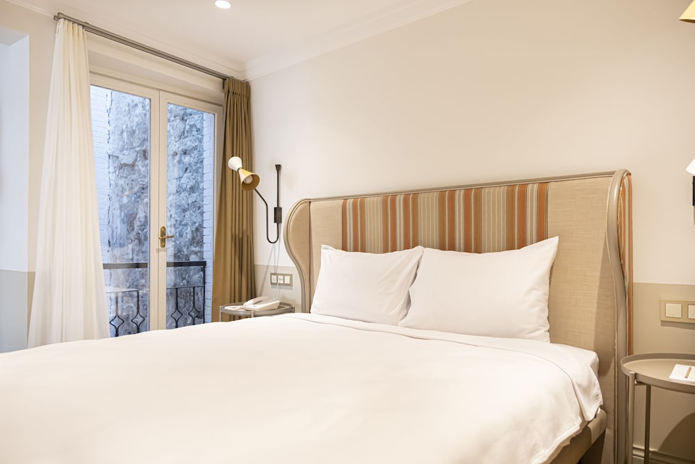 Ishak Pasa Hotel 12/46