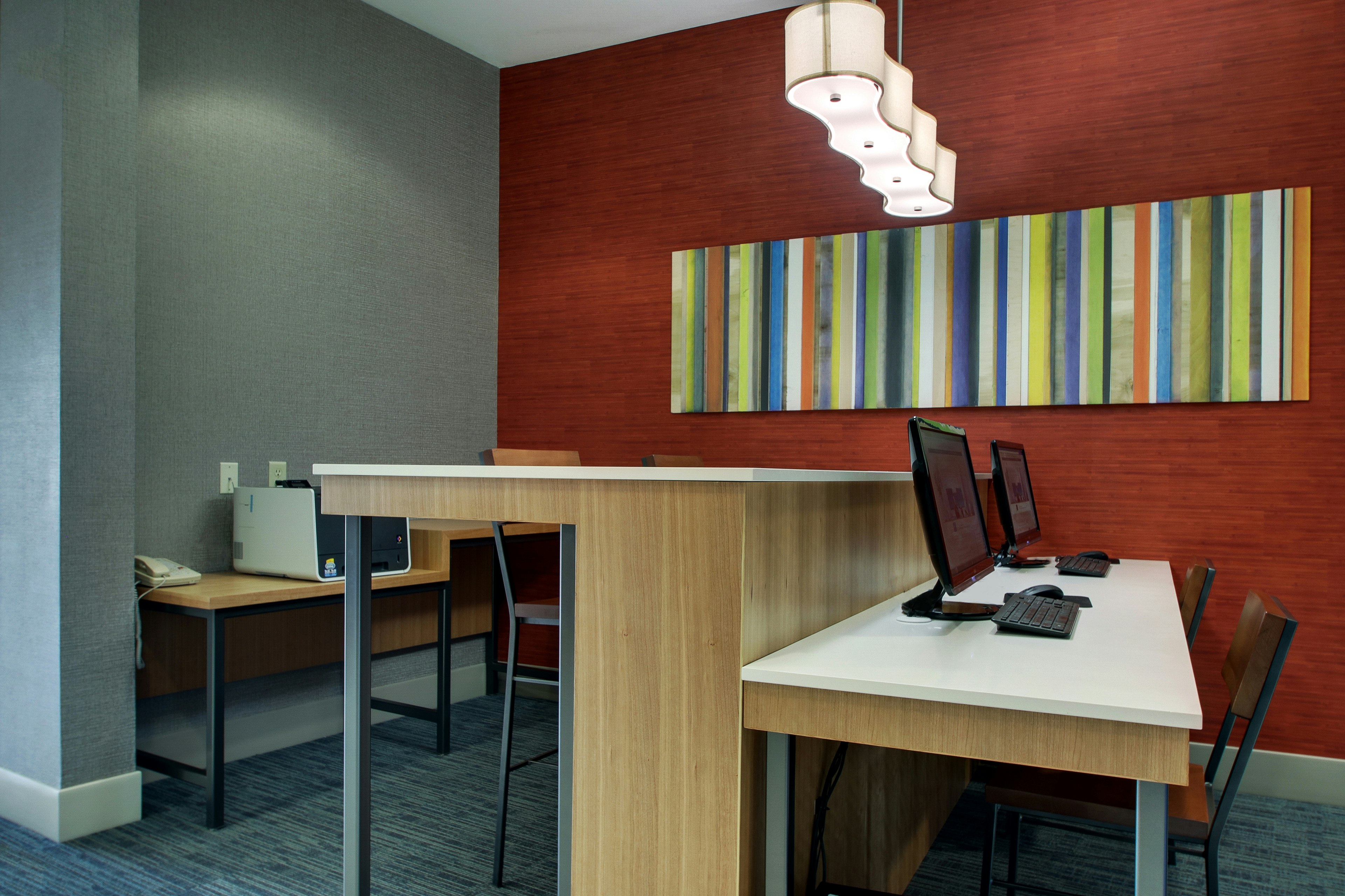 Holiday Inn Express Hotel & Suites Vernon College Area (HWY 287) 43/48