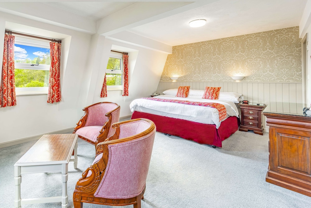 Best Western Limpley Stoke Hotel 12/48