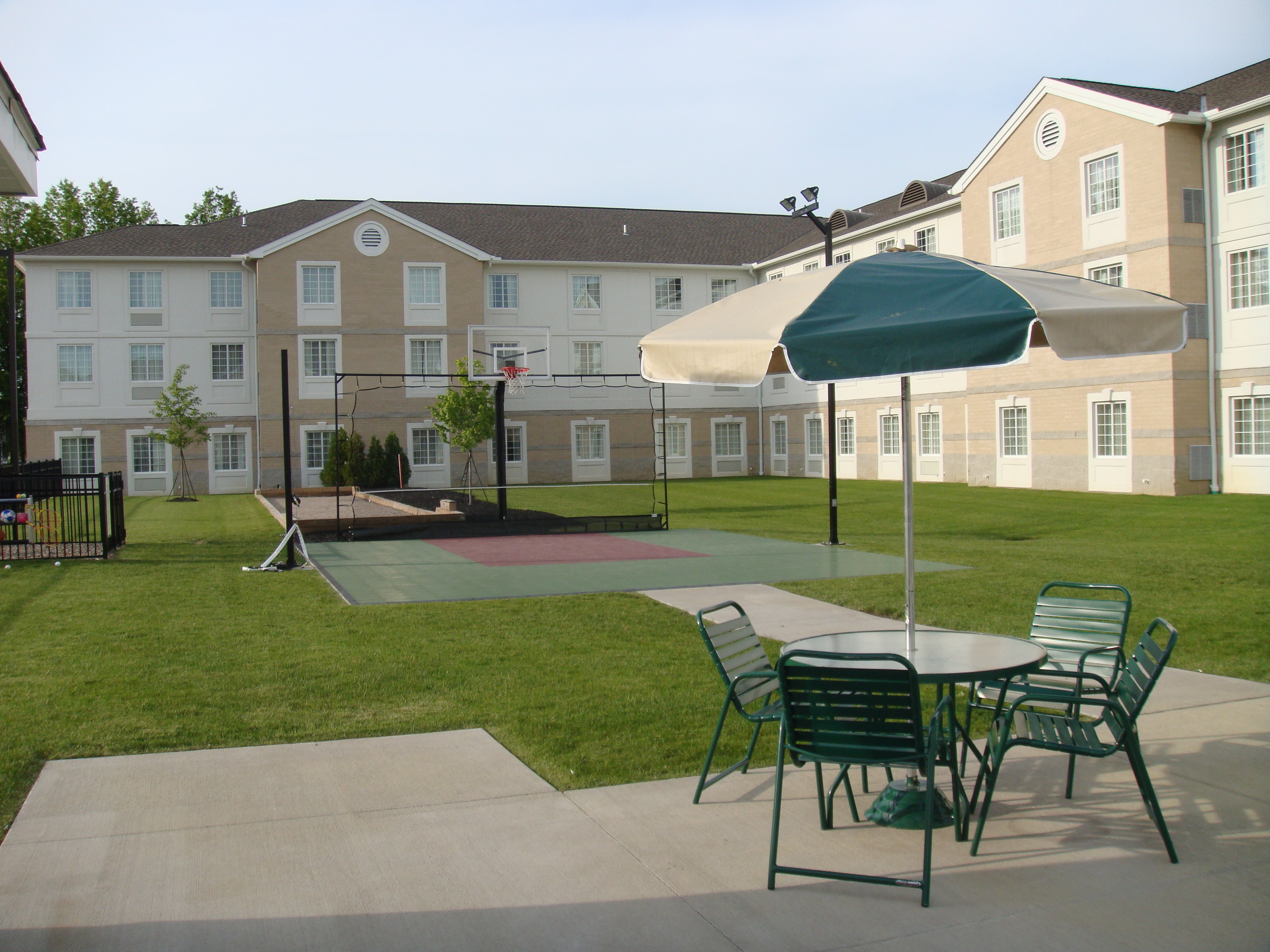 Staybridge Suites Cleveland Mayfield Heights Beachwood 63/68