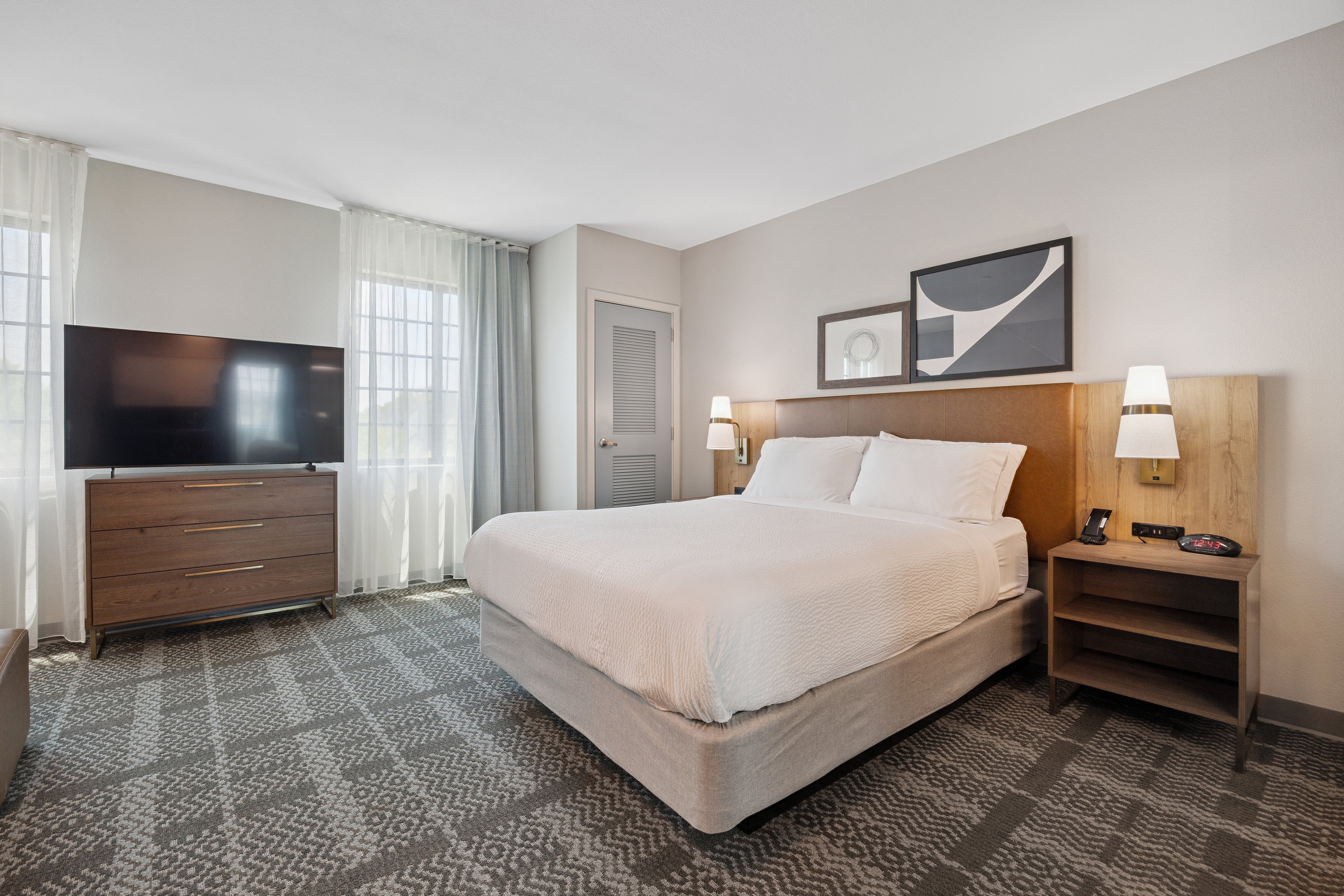Staybridge Suites Sacramento - Woodland, an IHG Hotel 13/50