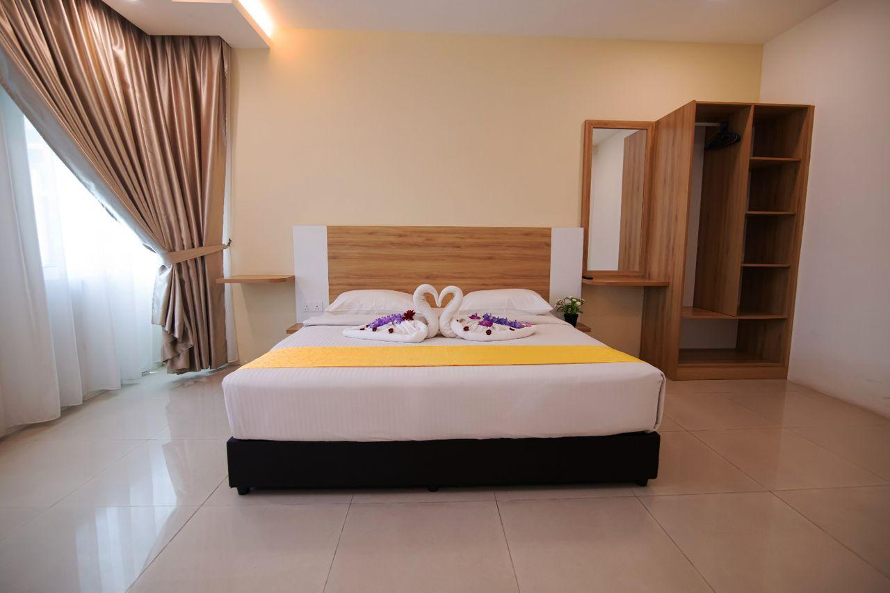 Embassy, Suite, Apartment