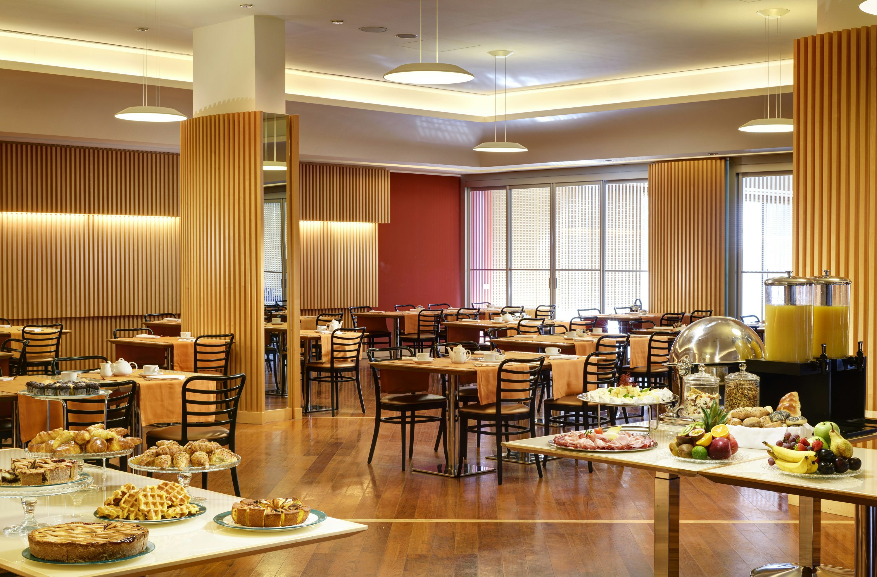 Unahotels Varese 33/42