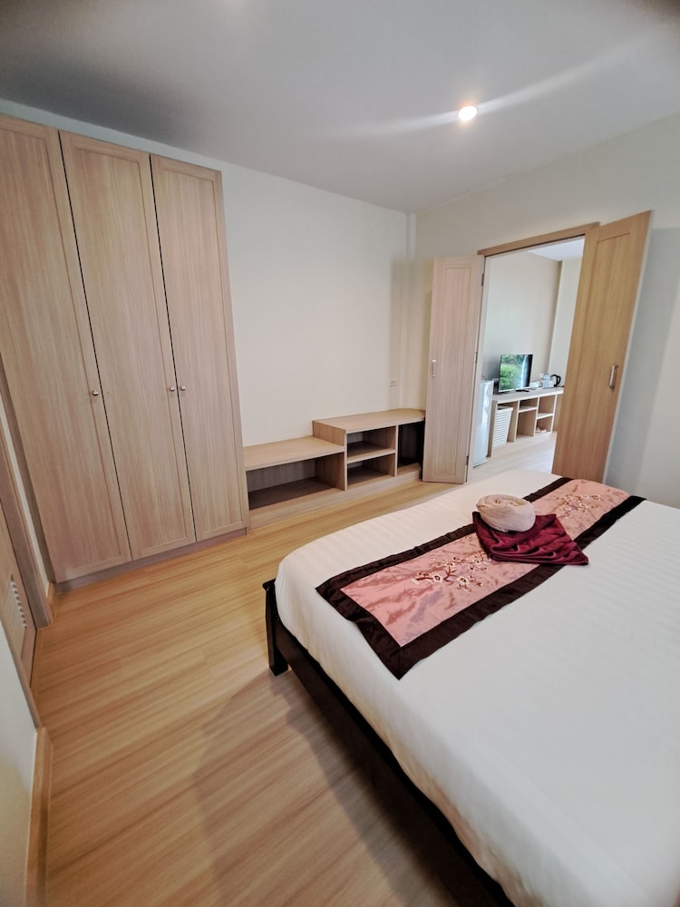 Happy Cottages Phuket 9/42