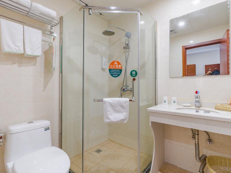 GreenTree Inn Hefei Yangtze River West Road Science Avenue Subway Station Express Hotel 47/50