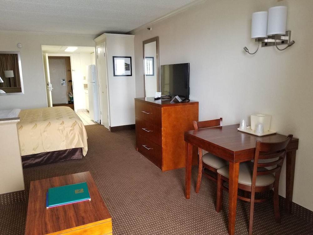 Quality Inn & Suites Ocean City Fenwick 41/52