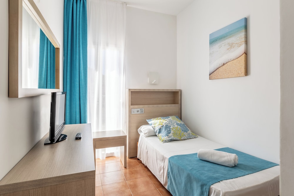 ROOM, SINGLE, SINGLE BED