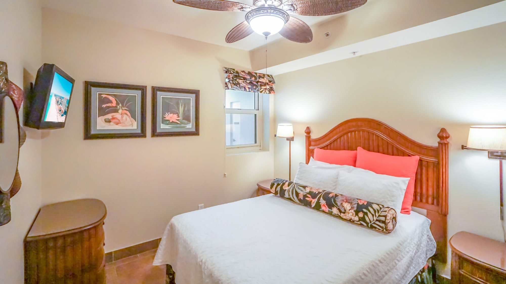 1 Bedroom, Condo, Queen Bed, Beach Front