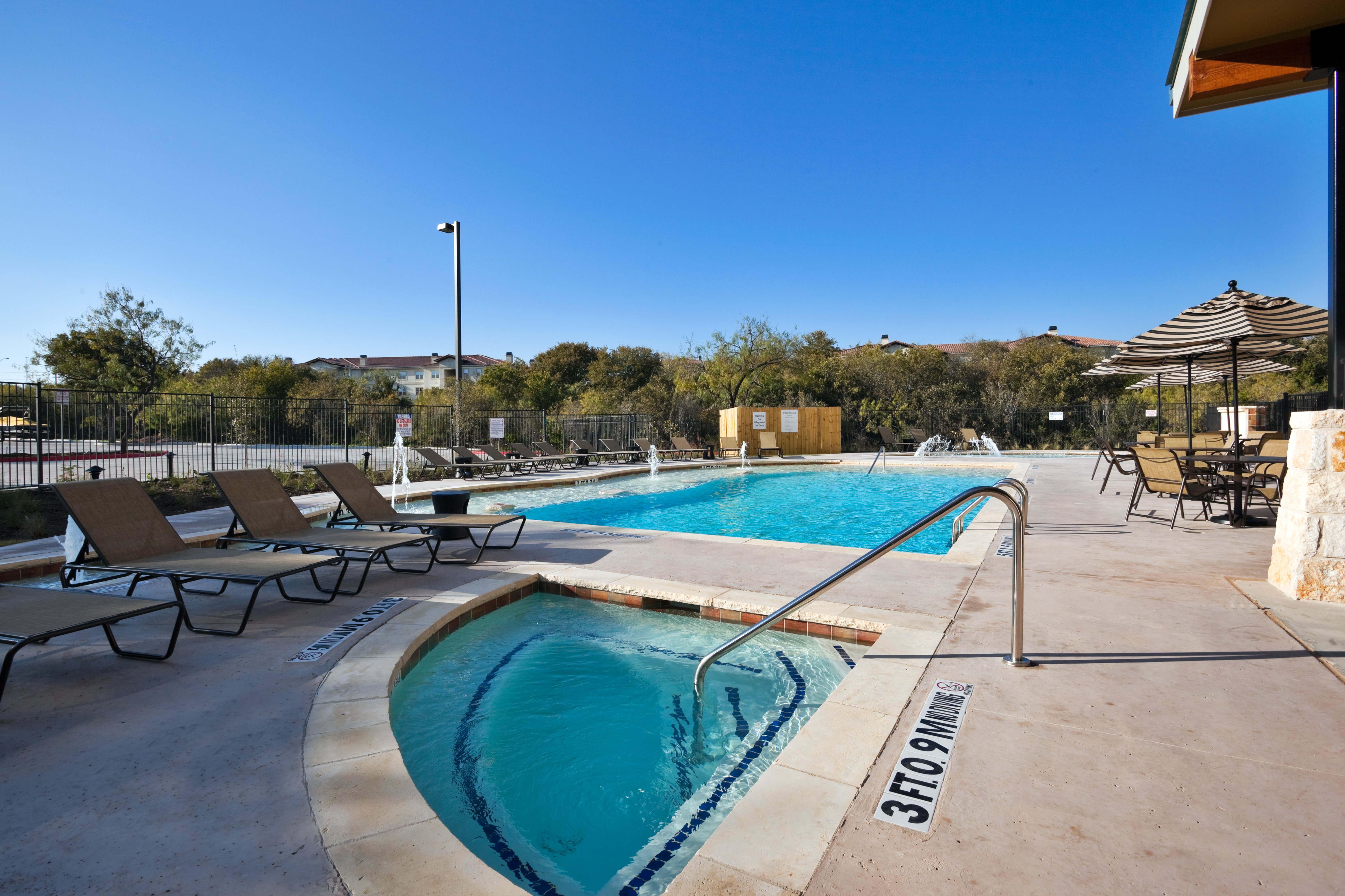 Holiday Inn San Antonio Seaworld, an IHG Hotel 32/61