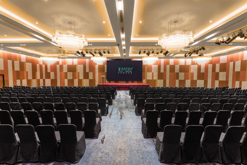 Eastin Hotel Penang 34/40