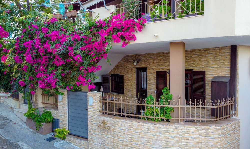 Kensho Skiathos Apartments 4/50