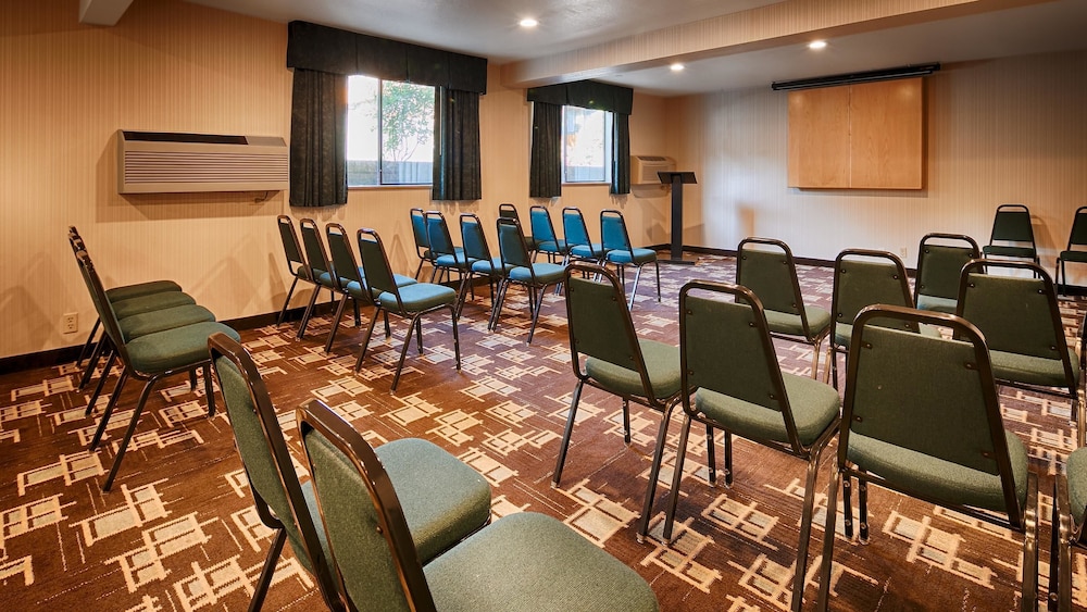 Best Western Alderwood 42/48