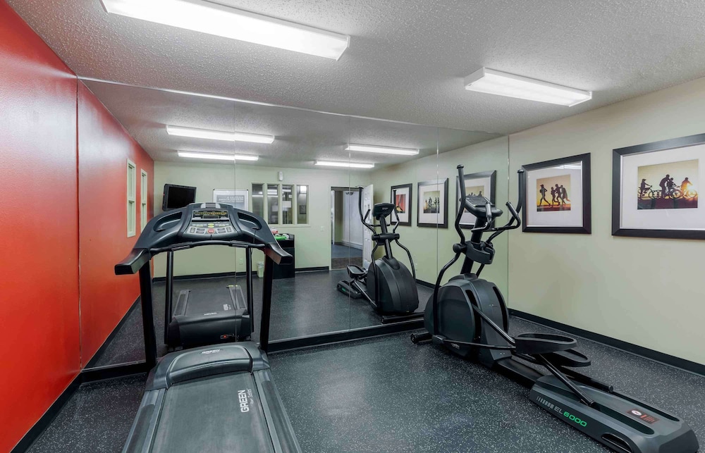 Extended Stay America - Dallas - Farmers Branch 26/50