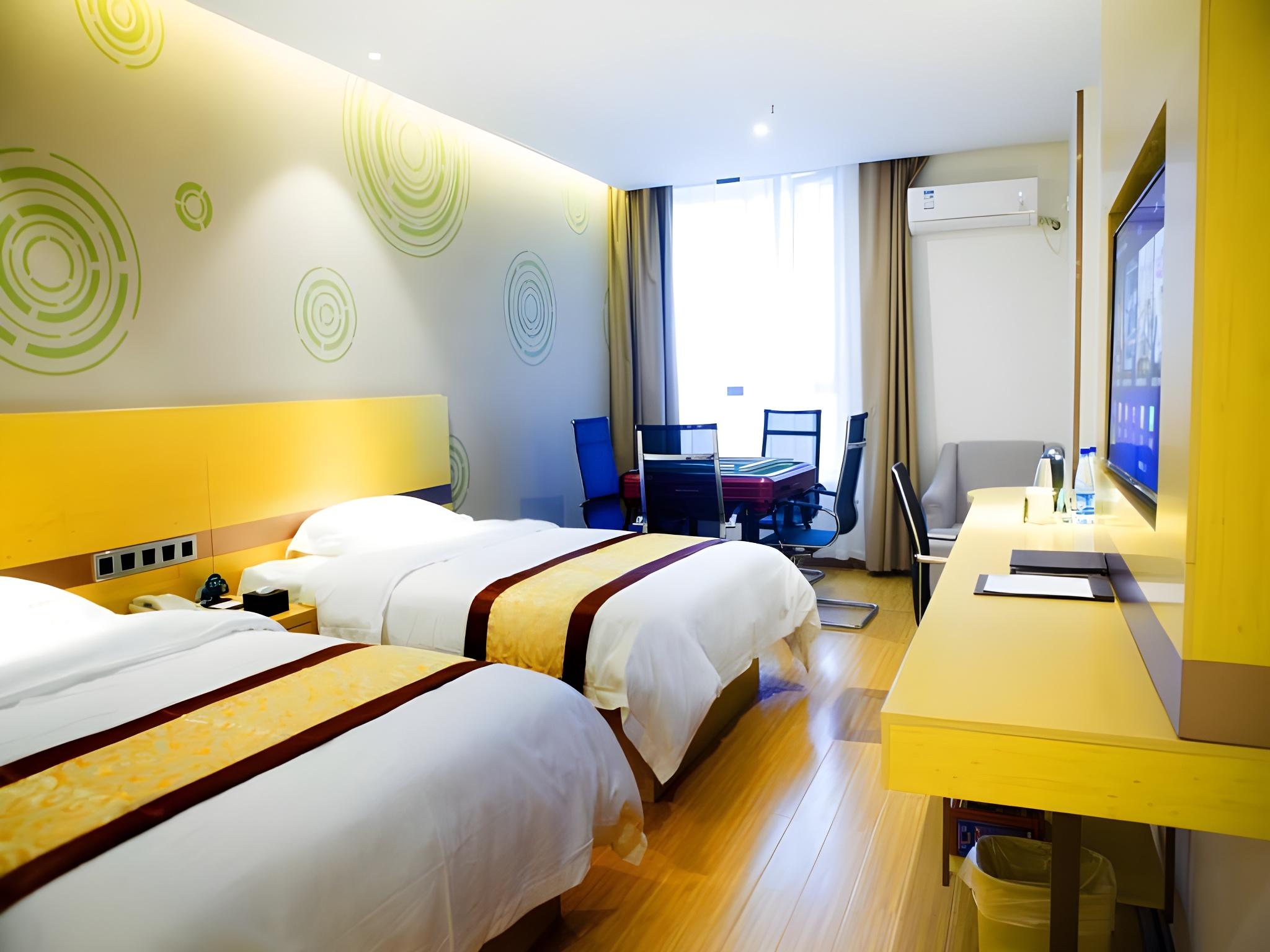 Feature, Superior, Twin Beds