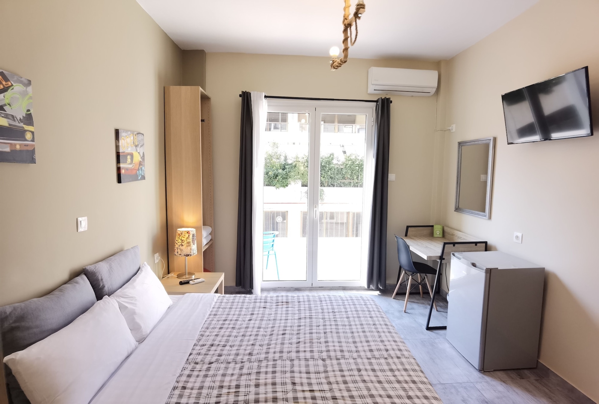 ROOM, DOUBLE BED, PRIVATE BATHROOM