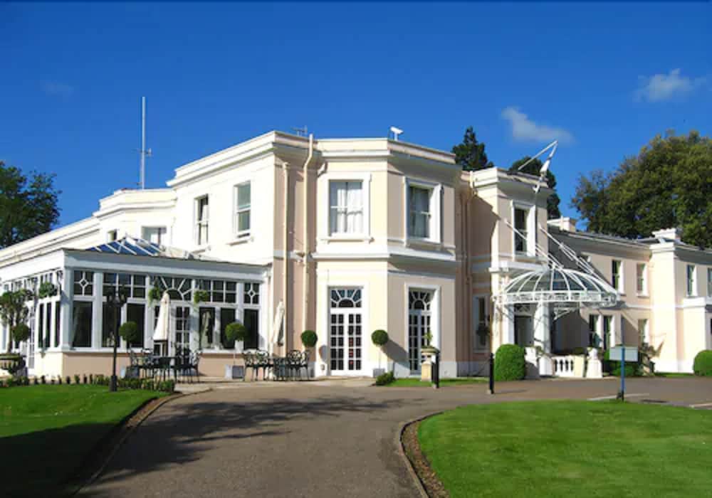 Phyllis Court Club 3/48