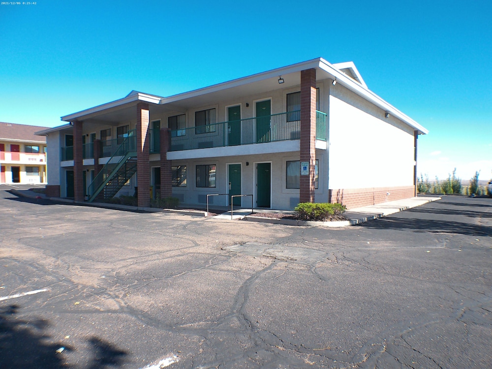 Greentree Inn Holbrook 11/12