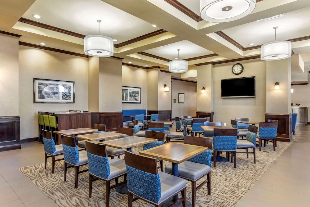 Comfort Suites Frisco 27/39